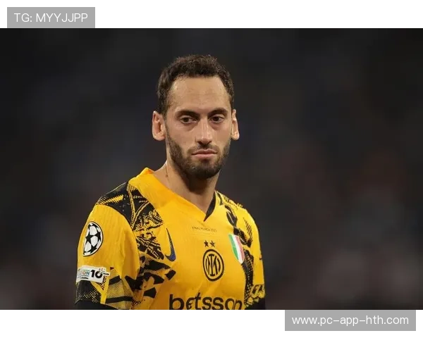 国际米兰利用边路攻势压制对手,恰尔汗奥卢组织流畅 国际米兰利用边路攻势压制对手,恰尔汗奥卢组织流畅